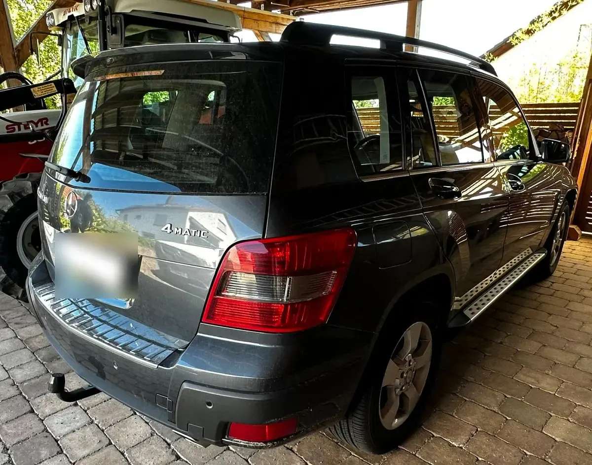Gebraucht Mercedes GLK320 224 PS (164 kW) 2008 Grau SUV