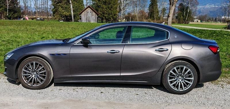 Gebraucht Maserati Ghibli GT 330 PS (242 kW) 2022 Grau Limousine