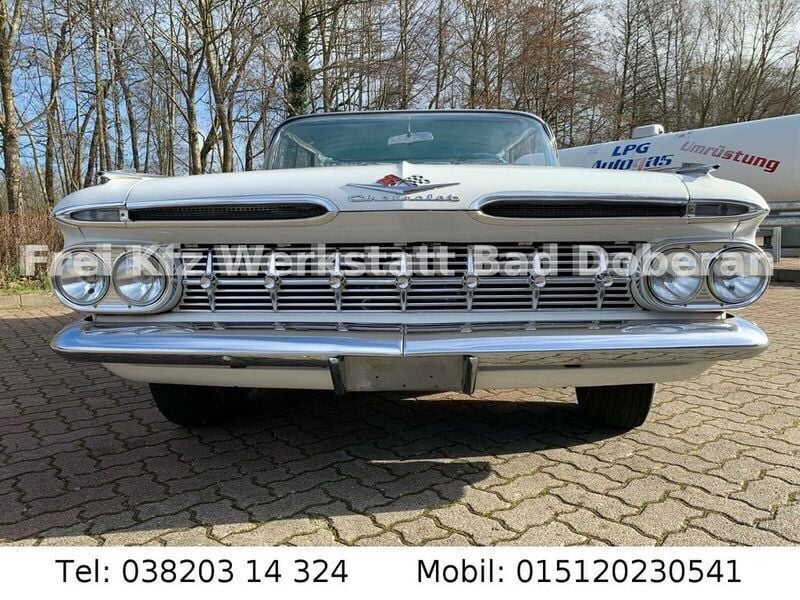 Używany Chevrolet Impala 320 KM (235 kW) 1959 Biały Sedan/Limuzyna
