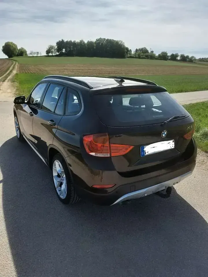 Używany BMW X1 143 KM (105 kW) 2014 Brązowy SUV