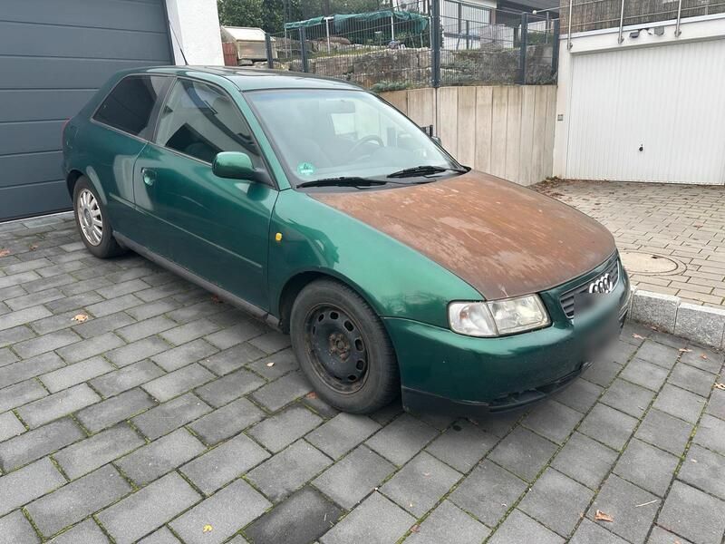 Grün Gebraucht 1997 Audi A3 Limousine | 350 € (Guter Preis) - Bild 1/4