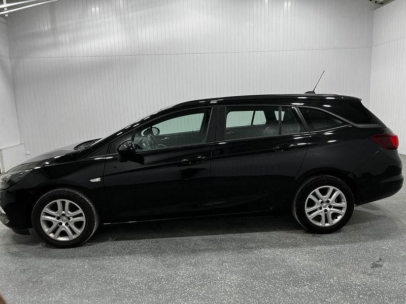 Gebraucht Opel Astra 122 PS (89 kW) 2022 Schwarz Kombi