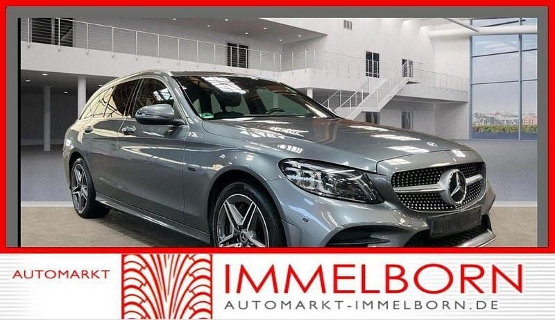 Grau Gebraucht 2021 Mercedes C300e AMG Limousine | 21.980 € (Guter Preis) - Bild 1/3
