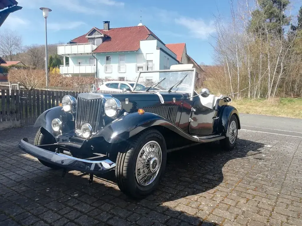 Usata MG TD 46 CV (33 kW) 1993 Nero Cabrio