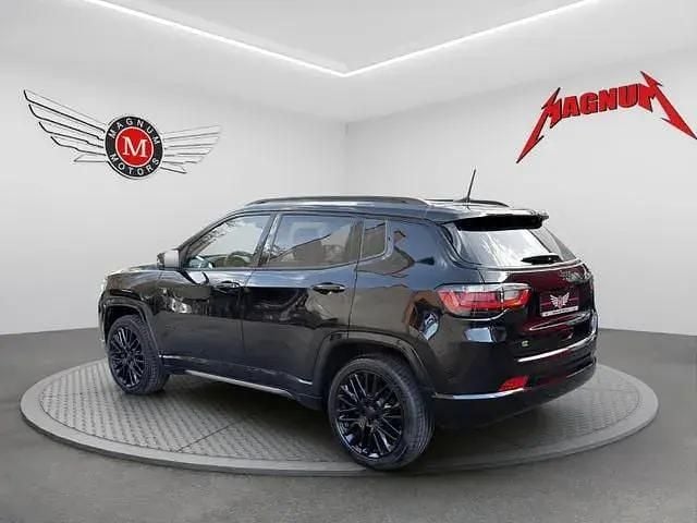 Second-hand Jeep Compass 131 CP (96 kW) 2023 Negru SUV