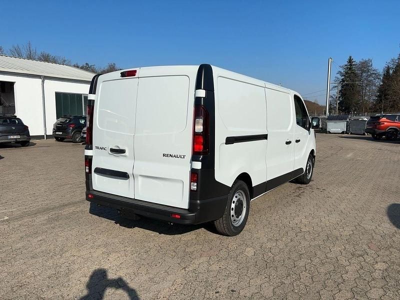 Neu Renault Trafic Business 2025 Arktisweiß (weiß) Van / Kleinbus