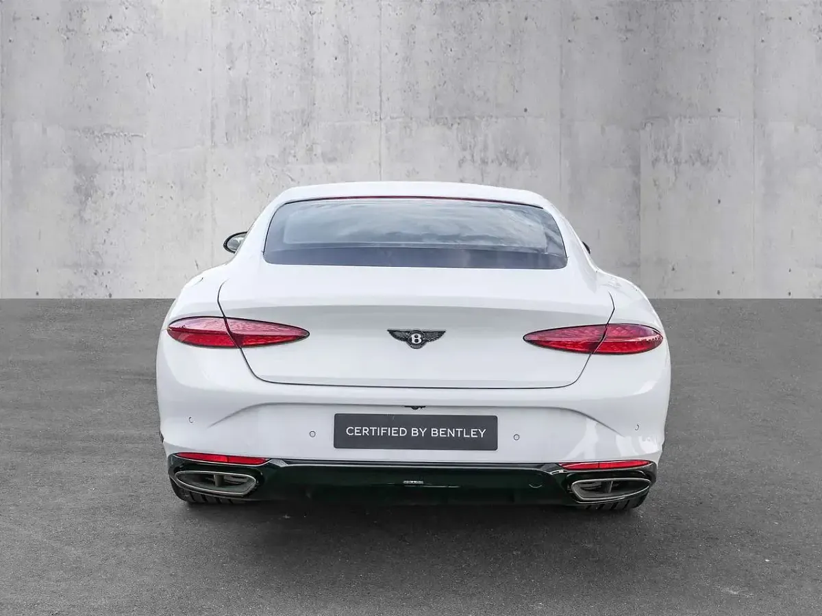 Second-hand Bentley Continental 680 CP (500 kW) 2025 Alb Coupe