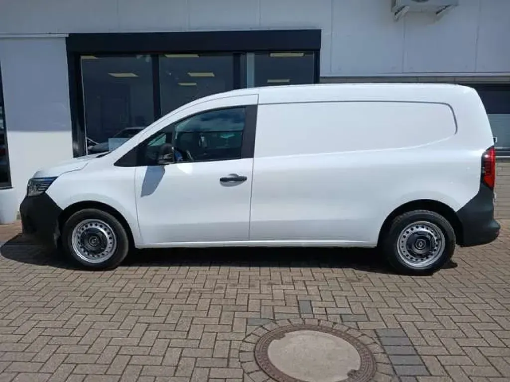 Usata Renault Kangoo 89 kW (122 CV) 2024 Bianco Monovolume
