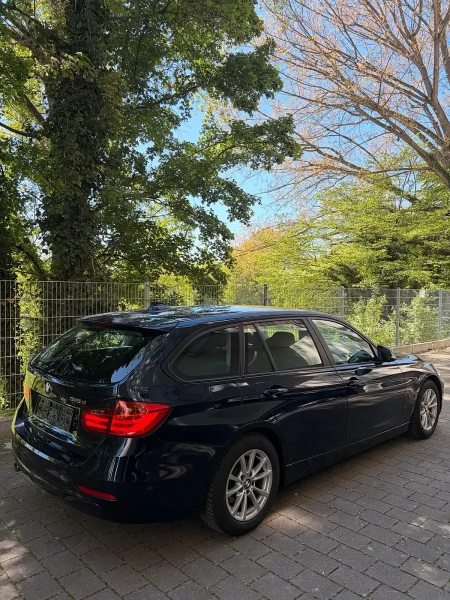 Usata BMW 318 143 CV (105 kW) 2014 Blu Station wagon