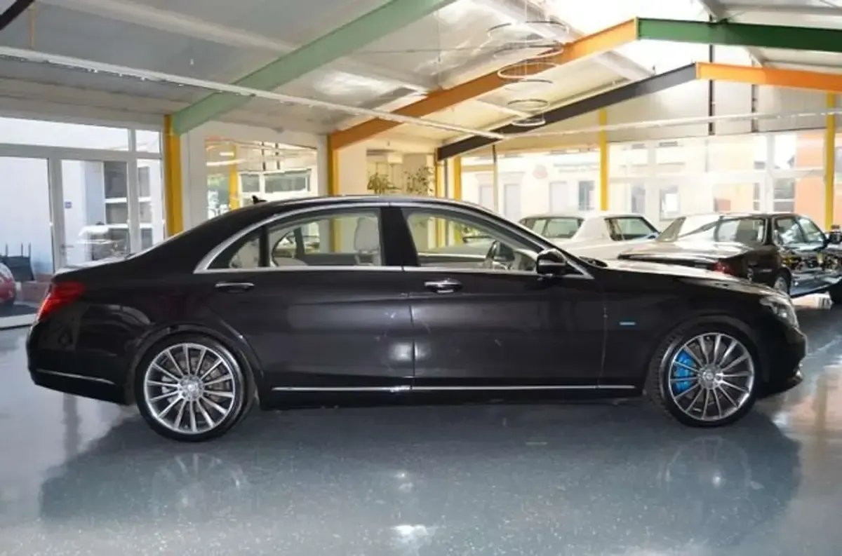 Gebraucht Mercedes S500 AMG 333 PS (244 kW) 2016 Designomokkaschwarz Limousine