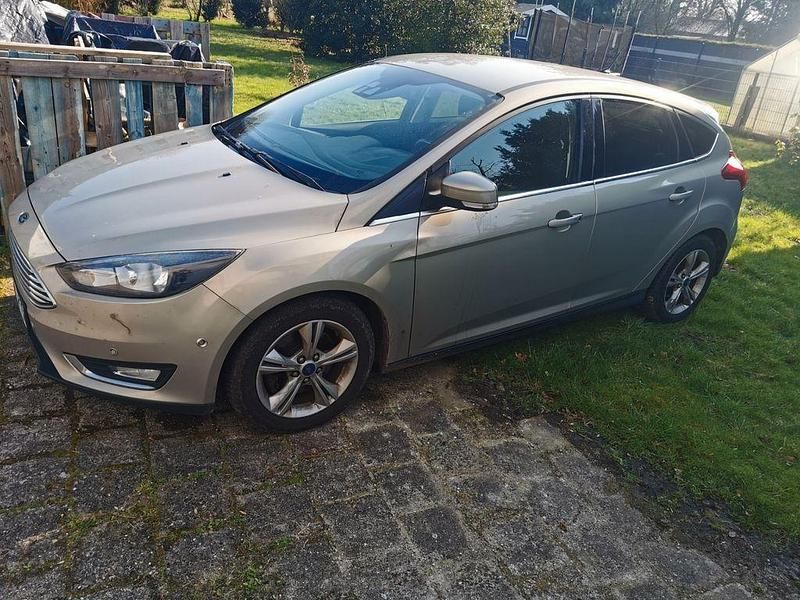 Gebraucht Ford Focus Titanium 150 PS (110 kW) 2014 Silber Limousine