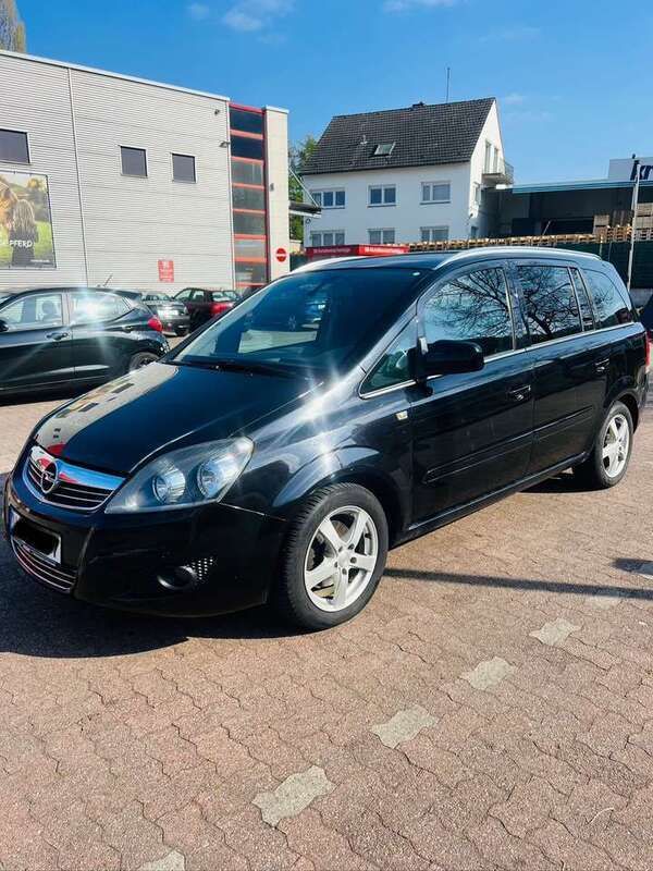Gebraucht 2012 Opel Zafira Family Van / Kleinbus | 4.600 € (Fairer Preis) - Bild 1/4