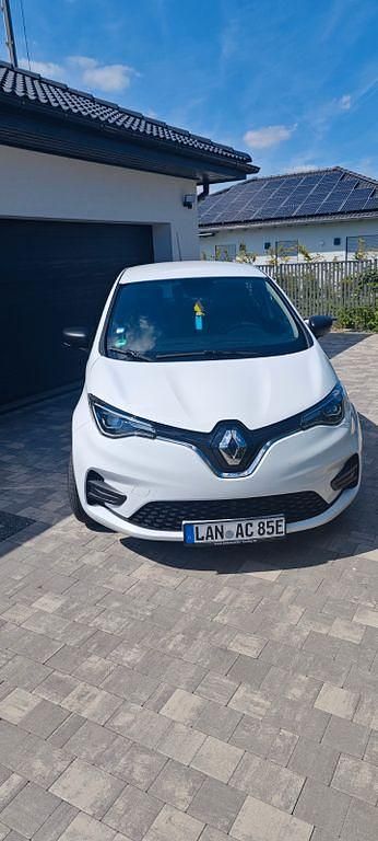 Weiß Gebraucht 2021 Renault Zoe Life Kleinwagen | 8.499 € (Superpreis) - Bild 1/4