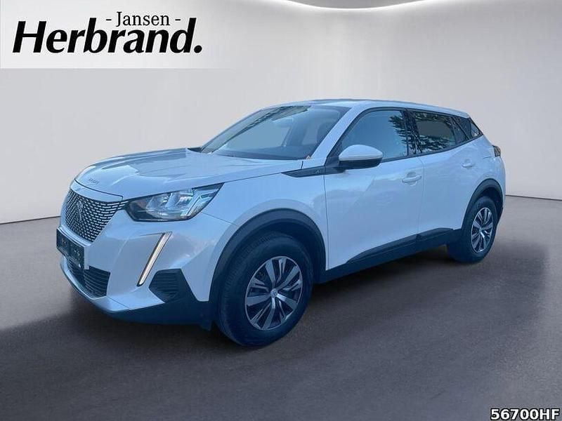 Gebraucht Peugeot e-2008 Active 100 kW (136 PS) 2021 Lack weiss perlglänzend/typ au SUV