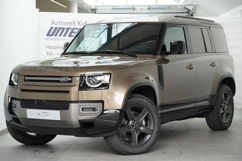 Neu Land Rover Defender SE Dynamic 249 PS (183 kW) 2025 Braun SUV