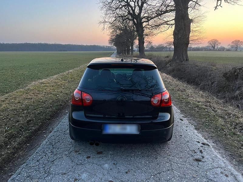Gebraucht VW Golf V GTI 200 PS (147 kW) 2004 Schwarz Kleinwagen
