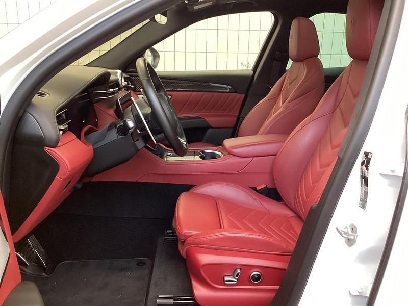 Gebraucht Maserati Grecale 530 PS (389 kW) 2022 (weiß)  weiss SUV