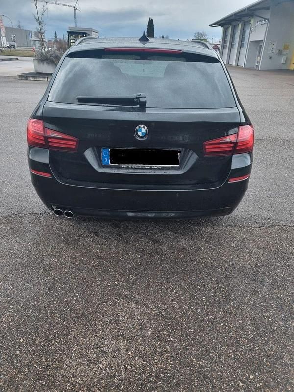 Gebraucht BMW 530 258 PS (189 kW) 2014 Schwarz Kombi