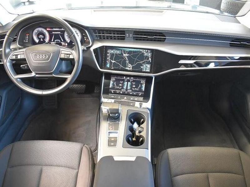 Gebraucht Audi A6 Ambiente 204 PS (150 kW) 2020 Firmamentblau Kombi