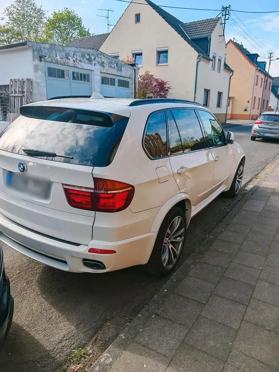 Gebraucht BMW X5 M Sport 306 PS (225 kW) 2011 Weiß SUV
