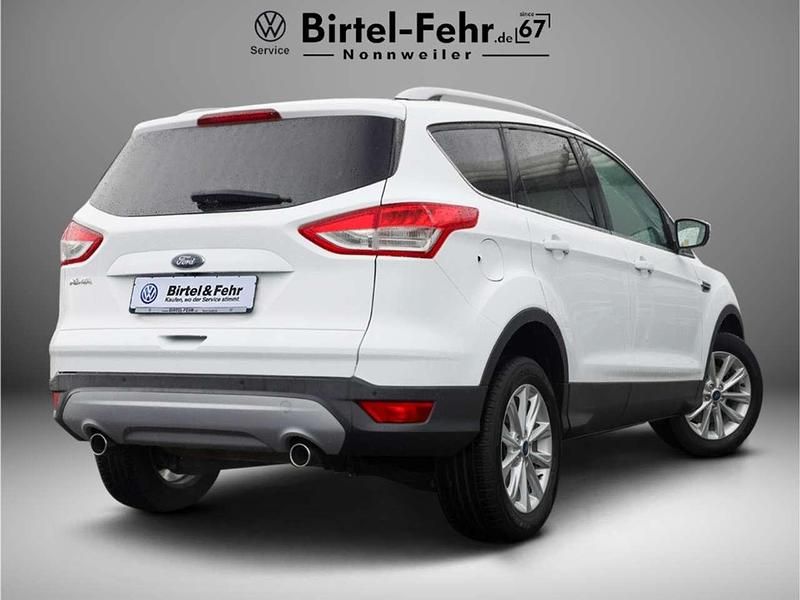Second-hand Ford Kuga 150 CP (110 kW) 2016 Alb SUV