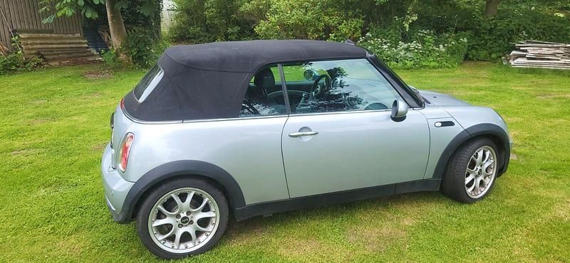 Gebraucht Mini Cooper Cabriolet 116 PS (85 kW) 2008 Silber Cabrio