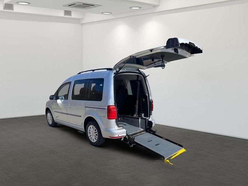 Gebraucht VW Caddy 84 PS (61 kW) 2018 Silber Van / Kleinbus