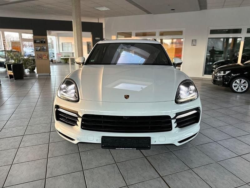 Gebraucht Porsche Cayenne E-Hybrid 340 PS (250 kW) 2020 Weiß SUV