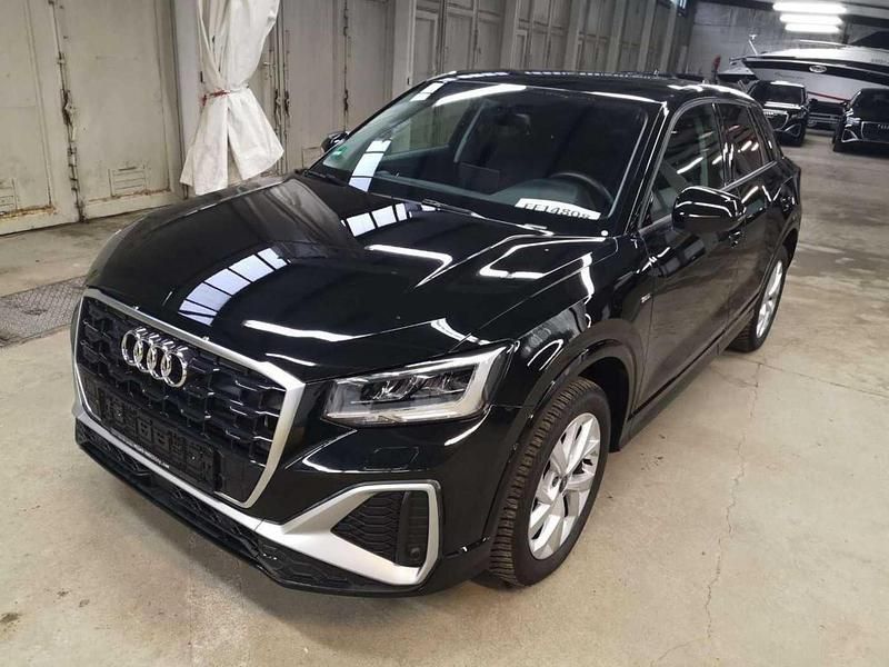 Gebraucht Audi Q2 S-Line 150 PS (110 kW) 2023 Schwarz SUV