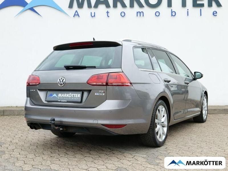 Gebraucht VW Golf VII Highline 125 PS (91 kW) 2018 Grau Kombi