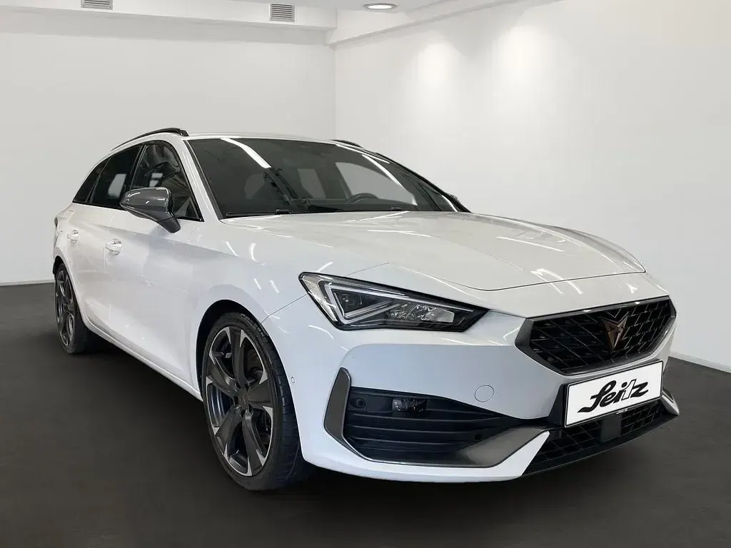 Gebraucht Cupra Leon VZ 245 PS (180 kW) 2024 Weiß Limousine