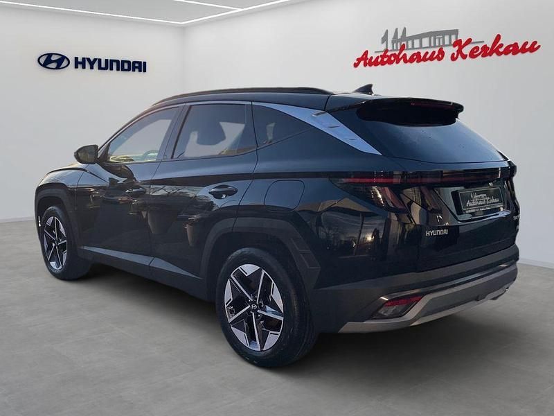 Neu Hyundai Tucson Trend 252 PS (185 kW) 2025 Schwarz SUV