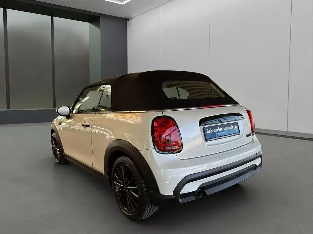 Gebraucht Mini Cooper Cabriolet 136 PS (100 kW) 2024 Weiß Cabrio