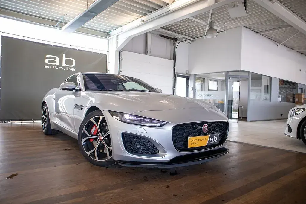 Gebraucht Jaguar F-Type 300 PS (220 kW) 2023 Silber Coupé