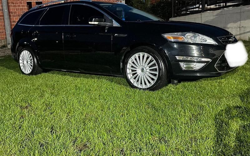 Schwarz Gebraucht 2011 Ford Mondeo Kombi | 4.799 € (Fairer Preis) - Bild 1/4