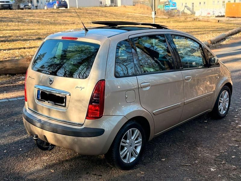 Gebraucht Lancia Musa 70 PS (51 kW) 2006 Gold Van / Kleinbus