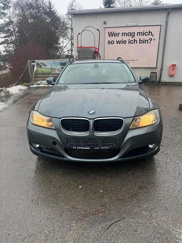 Gebraucht BMW 318 143 PS (105 kW) 2008 Andere farben Kombi