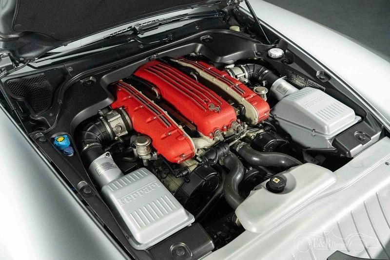 Second-hand Ferrari 612 538 CP (395 kW) 2005 Gri Coupe