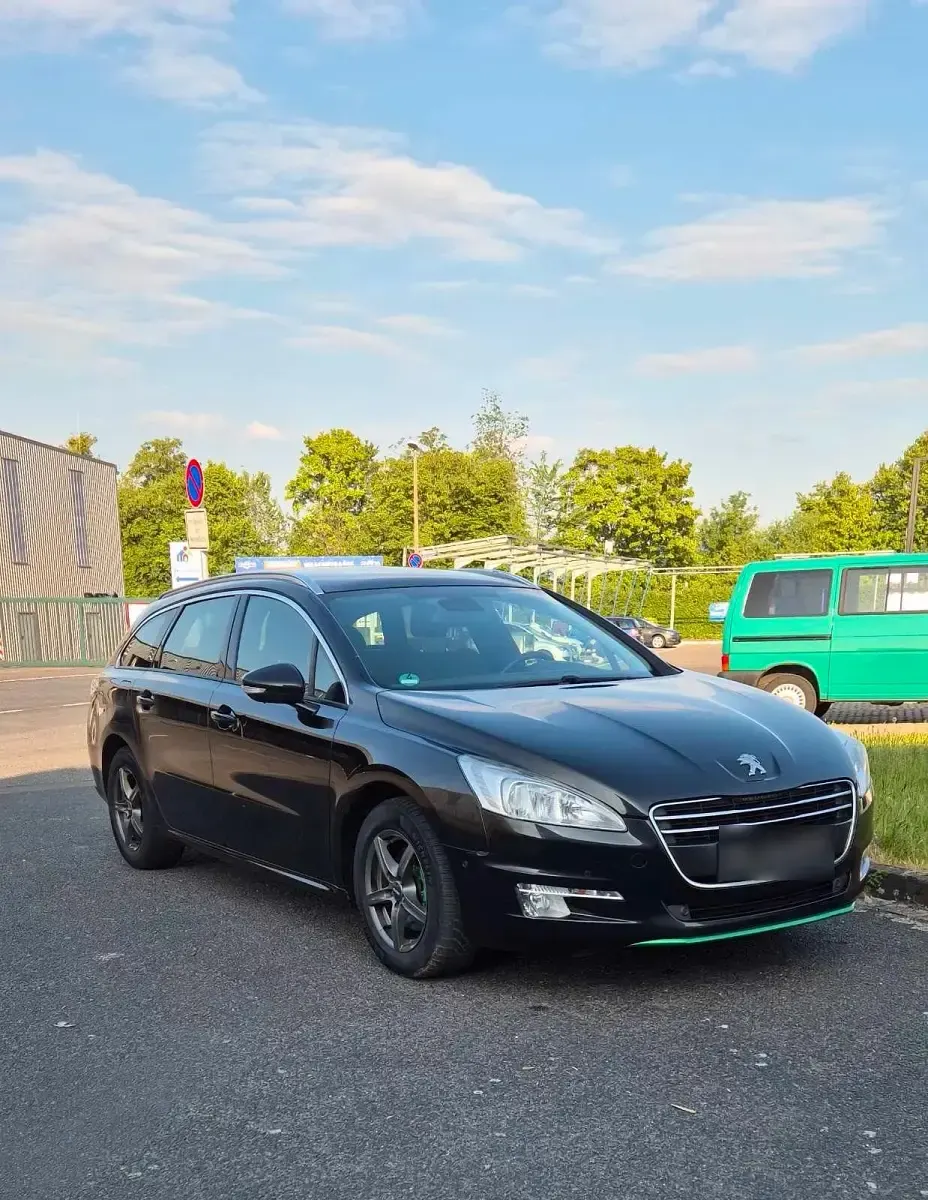 Gebraucht Peugeot 508 SW Active 156 PS (114 kW) 2012 Kombi