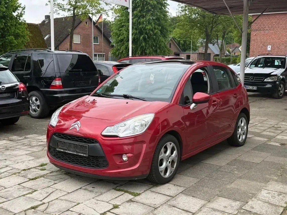 Gebraucht Citroën C3 Tendance 95 PS (69 kW) 2010 Rot Kleinwagen