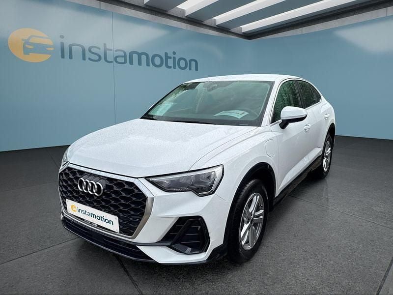 Weiß Gebraucht 2022 Audi Q3 Sportback SUV | 29.649 € (Guter Preis) - Bild 1/4