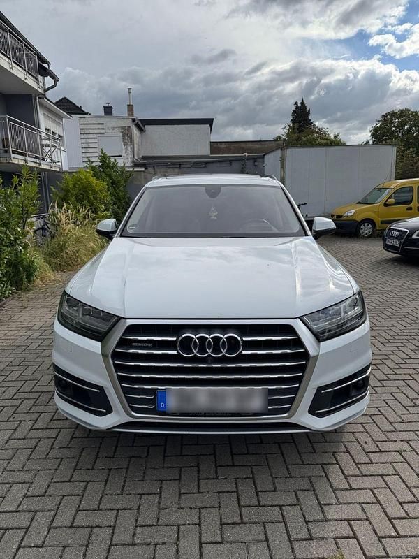 Weiß Gebraucht 2016 Audi Q7 Ambiente SUV | 22.500 € (Superpreis) - Bild 1/4