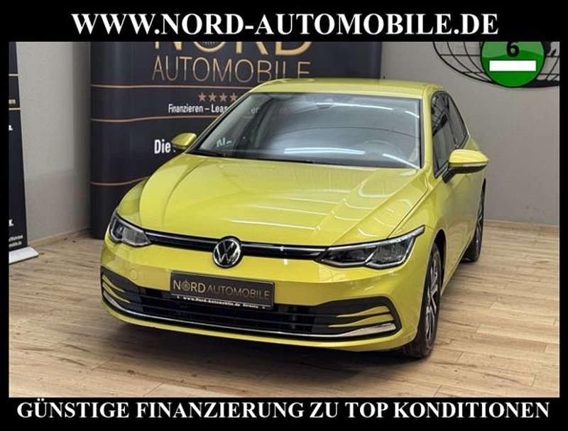 Gebraucht VW Golf VIII Active 131 PS (96 kW) 2022 Gelb Kleinwagen