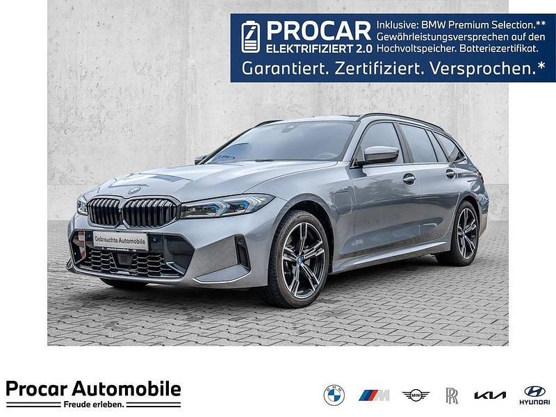 Grau Gebraucht 2023 BMW 330e M Sport Kombi | 39.990 € (Guter Preis) - Bild 1/3