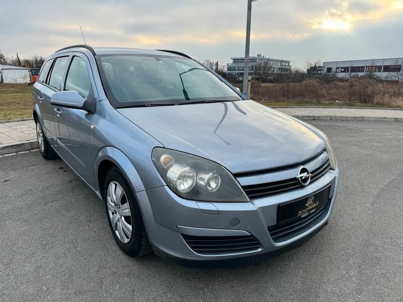 Grau Gebraucht 2004 Opel Astra Kombi | 600 € (Guter Preis) - Bild 1/4