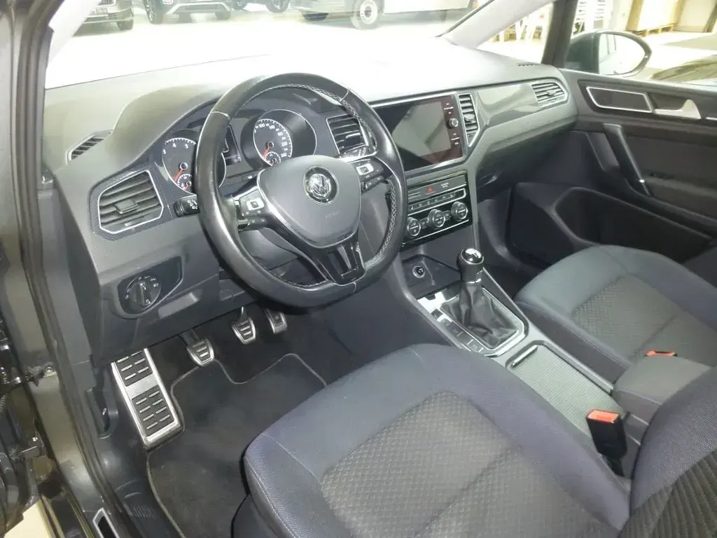 Gebraucht VW Golf VII United 116 PS (85 kW) 2020 Grau Van / Kleinbus
