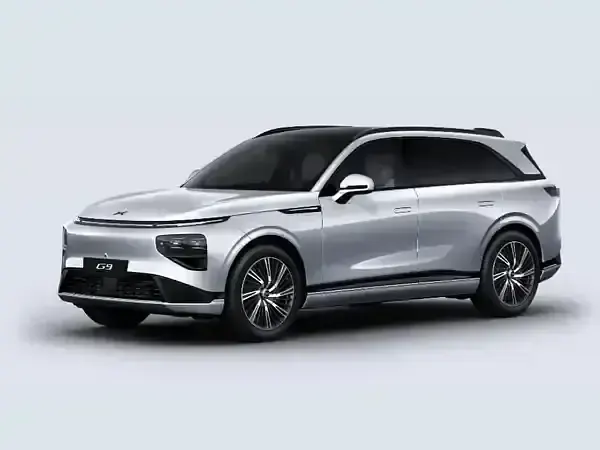 Neu XPENG G9 AWD Performance 422 kW (575 PS) 2026 Silber frost silver SUV
