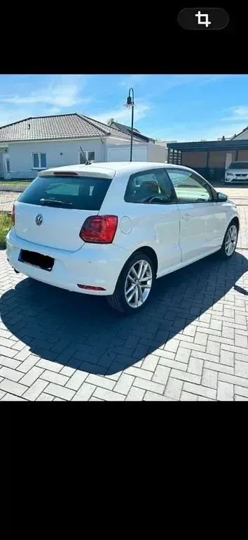 Gebraucht VW Polo Highline 90 PS (66 kW) 2015 Weiß Kleinwagen