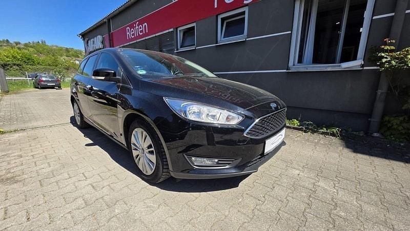 Second-hand Ford Focus 120 CP (88 kW) 2016 Negru Break