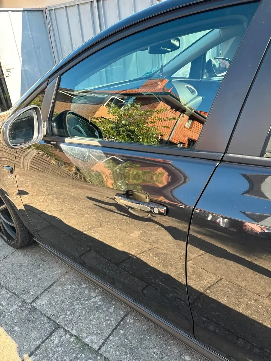 Gebraucht Opel Astra 120 PS (88 kW) 2012 Schwarz Limousine